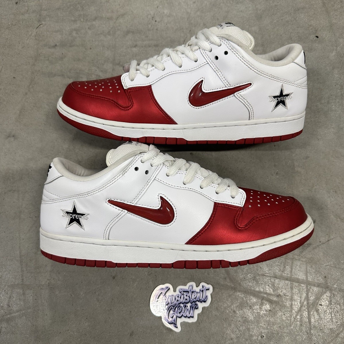 Nike Supreme x Dunk SB Low Varsity Red - Size 10M - CK3480 Nike Supreme x Dunk SB Low Varsity Red - Size 10M - CK3480