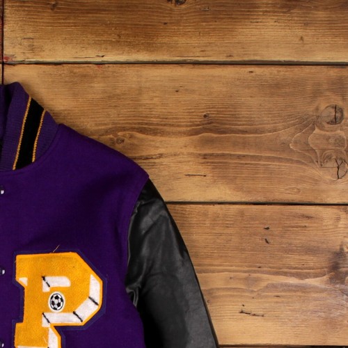 Chaqueta Universitaria Neff De Colección M Letterman Fútbol Púrpura - Imagen 7 de 9