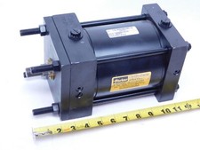 NEW Parker Air Pneumatic Cylinder 5.00 CTB2ANLU14AC 4.00 250PSI 3/4"-16 Male Rod