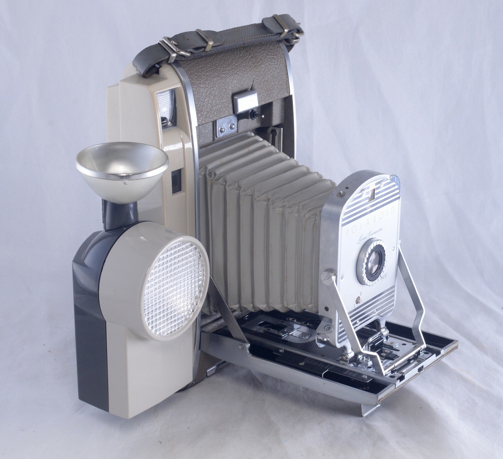 Vintage POLAROID 800 Land Camera Instant Film Wink Light Flash Case USA