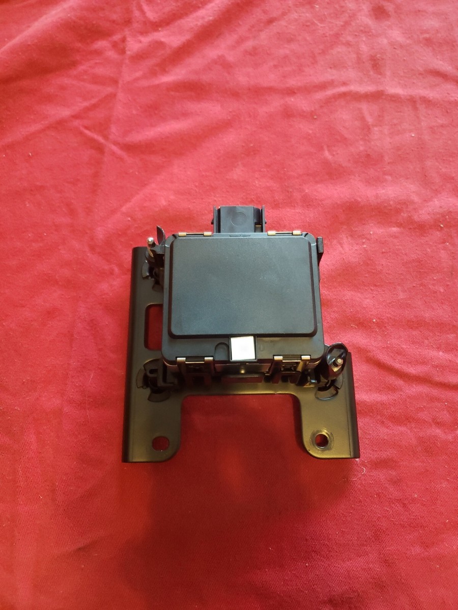 audi A3 レーダーセンサー中古品5Q0907561G audi A3 レーダーセンサー中古品5Q0907561G