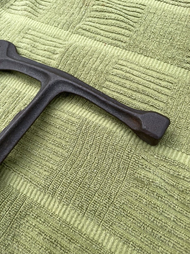 W.R. Harrison Co. Massilion, OH Old Farm Tractor Implement Cast Iron