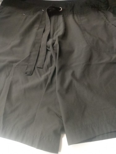 Free Country Shorts Men's Size XL - 10" Inseam Black Polyester Tie string Pocket - Picture 3 of 13