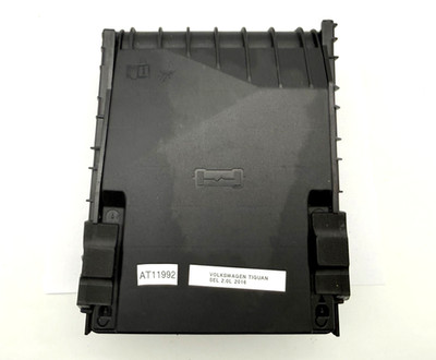 OEM 12-18 AD1 Volkswagen Tiguan Passat Jetta Golf Engine Fuse Box Relay Junction