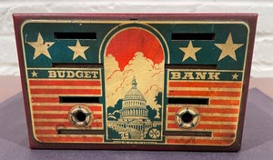 1940 BUDGET RED METAL COIN BANK, MARX LITHO US CAPITAL, NO KEY, PRE-OWNED