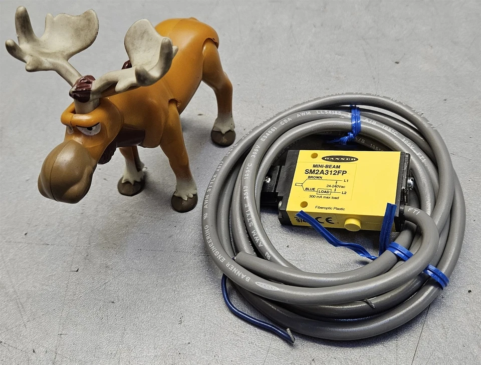 Banner SM2A312FP 26057 Mini-Beam Fiber Optic Sensor - Image 2 of 4