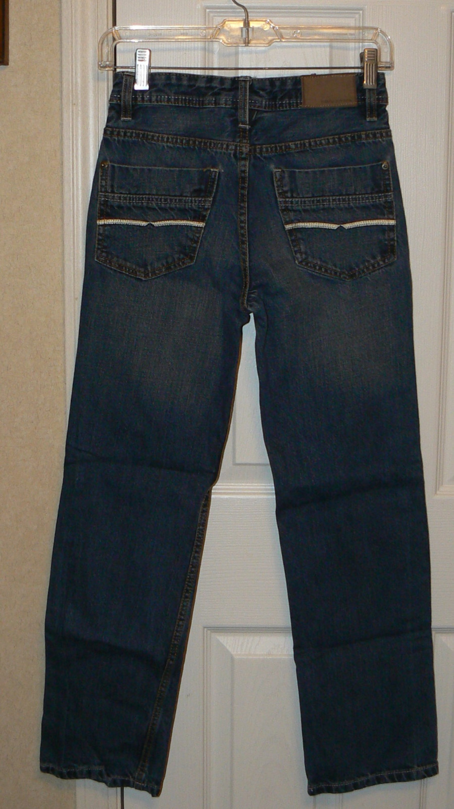 Picture 2 of 4