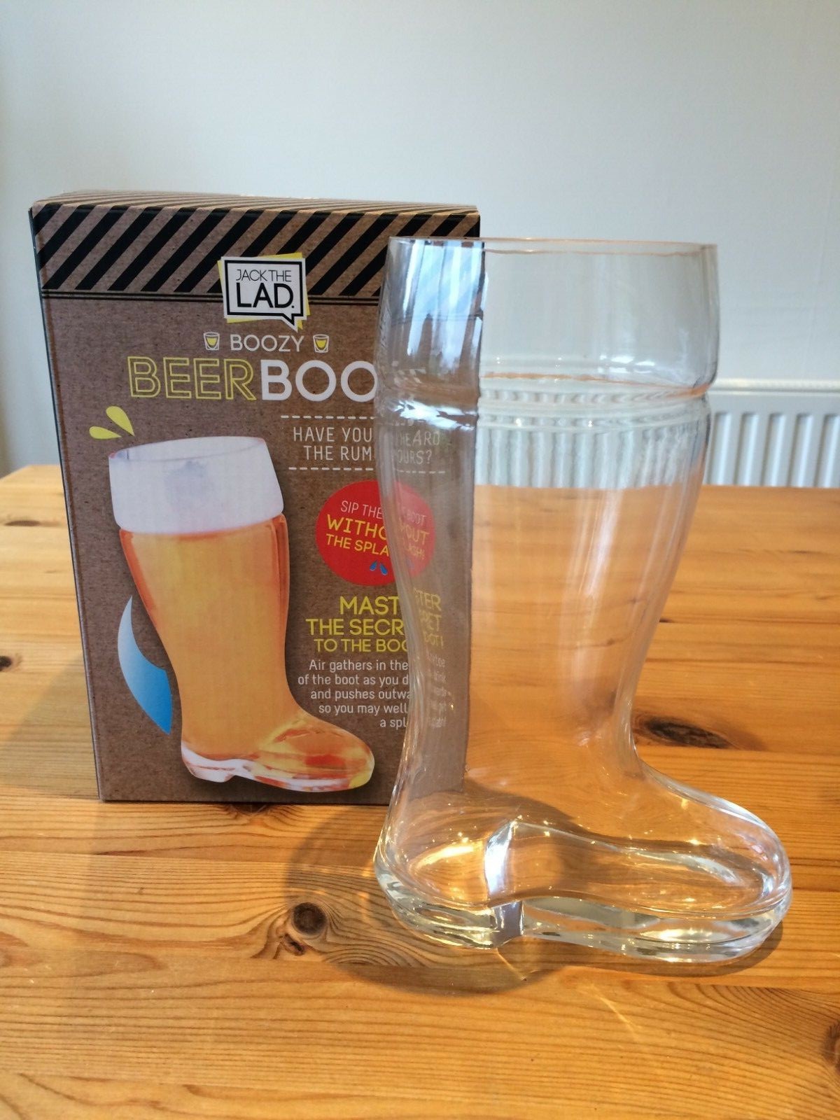 Jack el joven boozy Vidrio de arranque de cerveza, Bierstiefel, juego de beber desafío, Nuevo Y En Caja Jack el joven boozy Vidrio de arranque de de de cerveza, Bierstiefel, juego de beber desafío, Nuevo Y En Caja 1558de