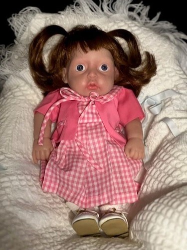Take me home! - 2.14lb "Ginger" full platinum silicone baby doll 11" - Picture 16 of 18