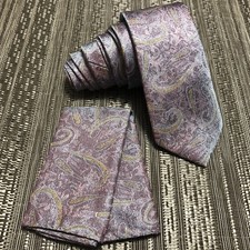New laser Paisley Design 2.75" Inches Necktie and Pocket Square Hanky Set Purple
