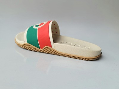 GUCCI Green Red Beige Interlocking GG Logo Rubber Slides  display picture 3