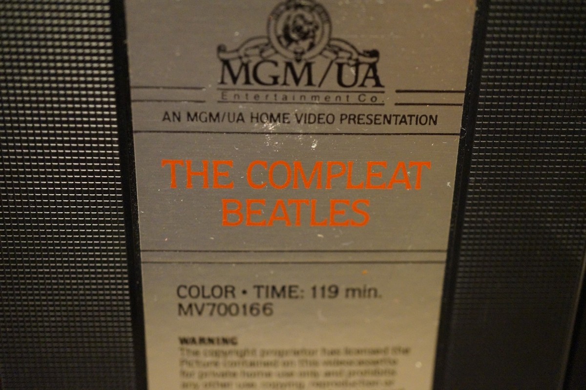 The Compleat Beatles (1982, VHS) -Original Release- MGM / UA