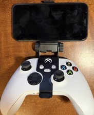 Mobile Gaming Clip Phone Mount for Xbox One/Series XIS Controller Orzly - Black