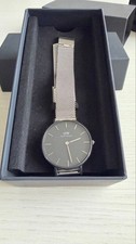 Daniel Wellington Black Dial Quartz Watch Silver Mesh Band 2nd Hand Vintage