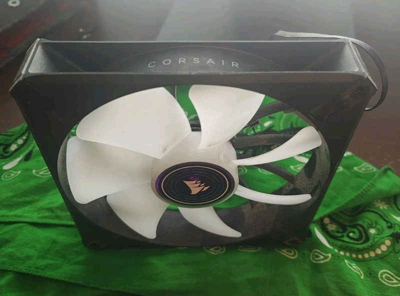 Corsair ML140 ELITE 140MM FAN White