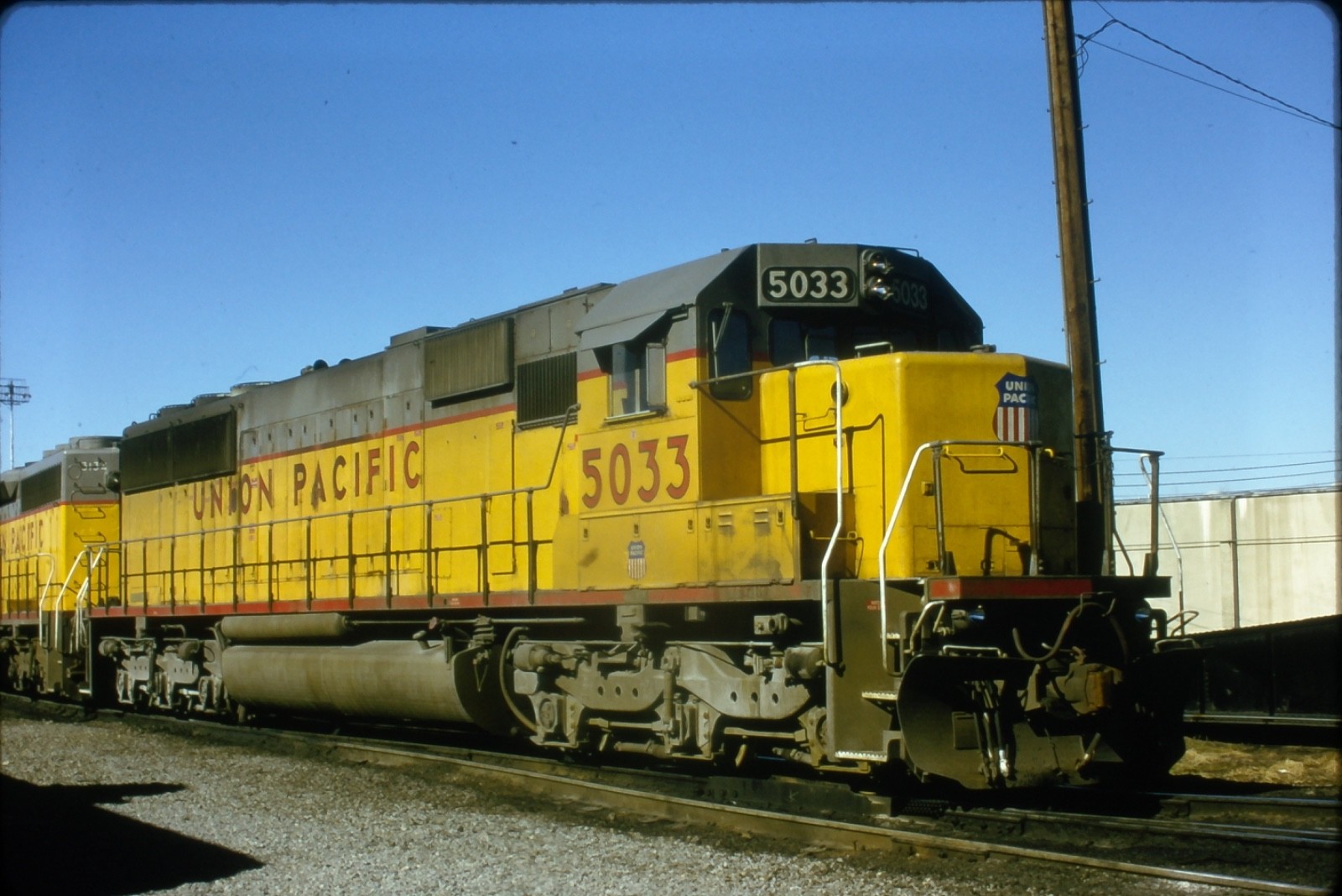 Slides That Look Like Rocks UP UNION PACIFIC 5033 N LITTLE ROCK AR 1996 KODACHROME TRAIN SLIDE | eBay