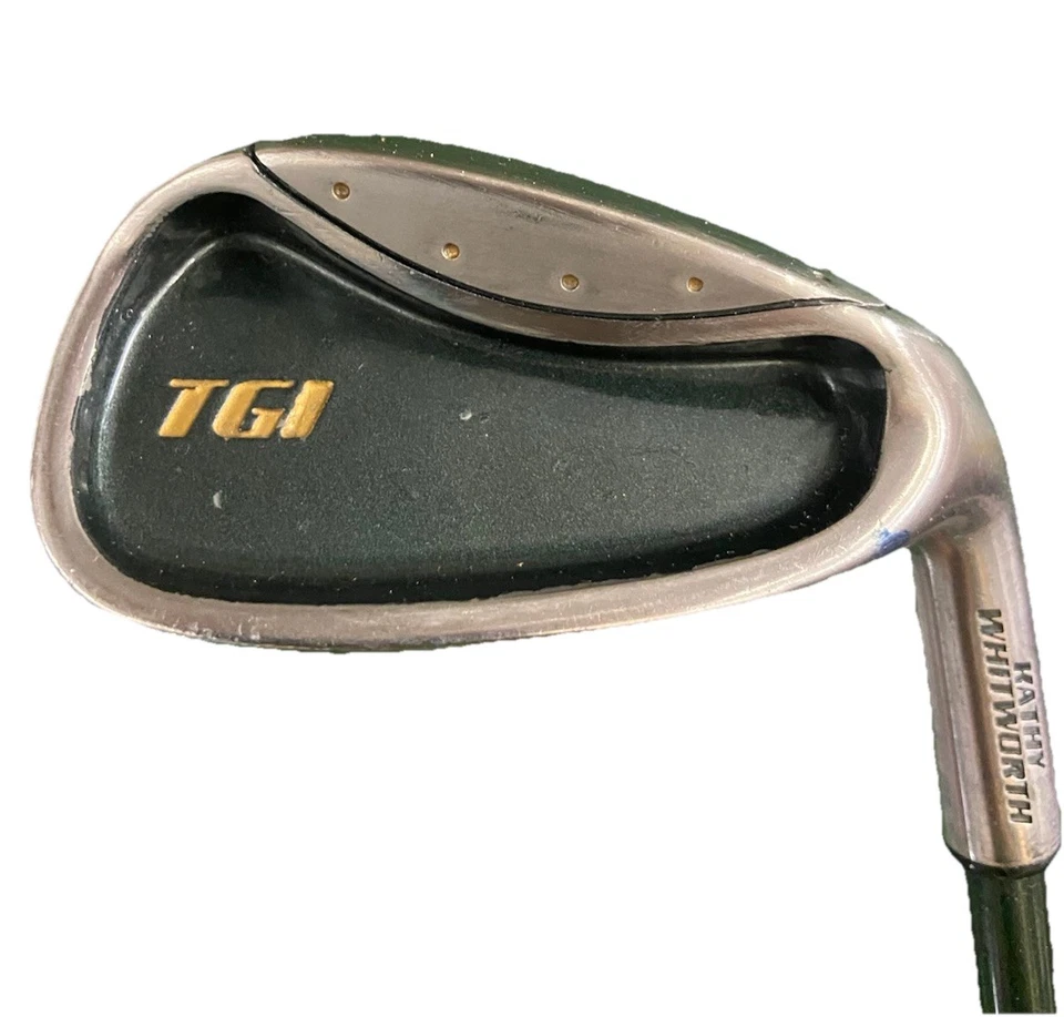 Square Two TGI Pitching Wedge Kathy Whitworth RH Ladies Graphite 35" New Grip - Image 2 of 4