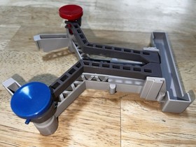 1985 Nintendo ROB Robot Gyros and Controller TRAY  R.O.B. NES Deluxe RARE NICE!