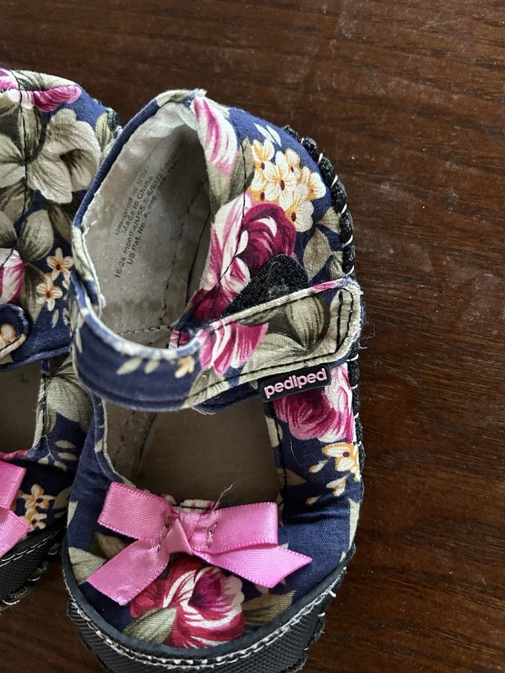 Zapatos Pediped Niñas 18-24 Meses Floral Lazo Suela de Cuero Foto 2 de 4