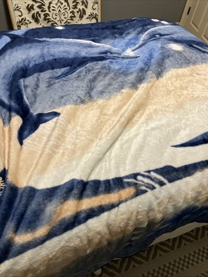 Regal Comfort Luxury Blanket Dolphins 7  x 6 