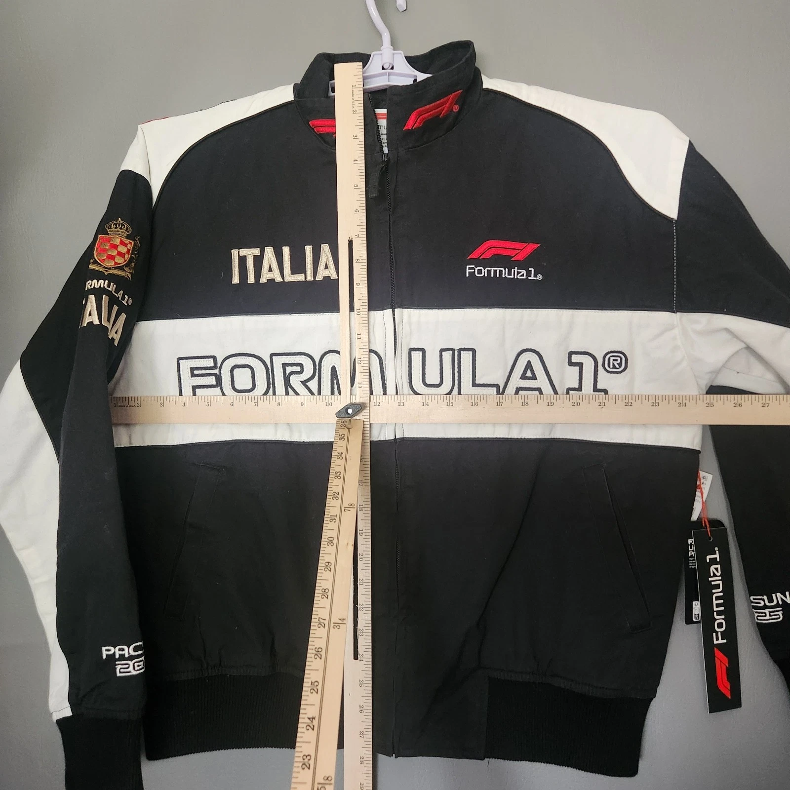 Formula 1 F1 Italia Racing Bomber Jacket Mens Large Black White PacSun NWT - product detail image 7