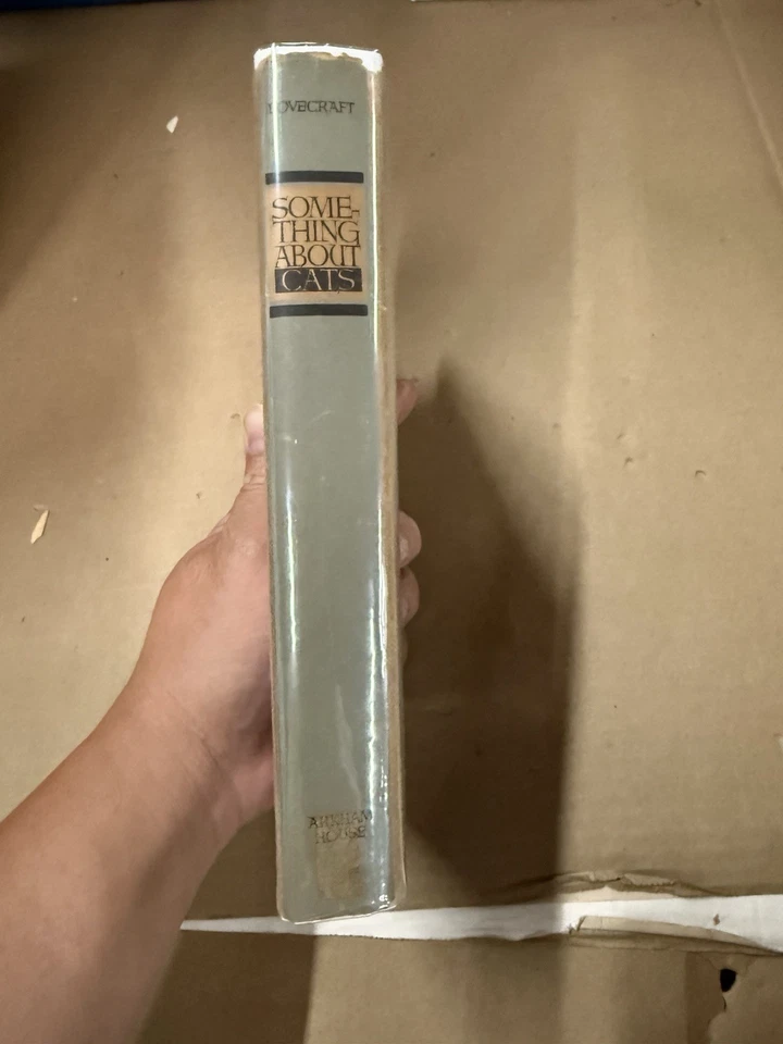 SOMETHING ABOUT CATS AND OTHER PIECES - H.P. Lovecraft, 1st Ed ARKHAM HOUSE 1949 - Image 4 of 4