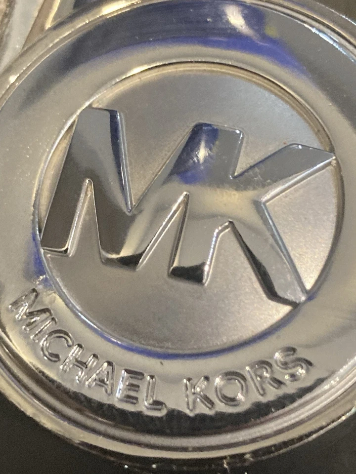 MICHAEL Kors trava e chaveiro de substituição para SAFFIANO Hamilton cinza acabamento prata - Imagem 2 de 4