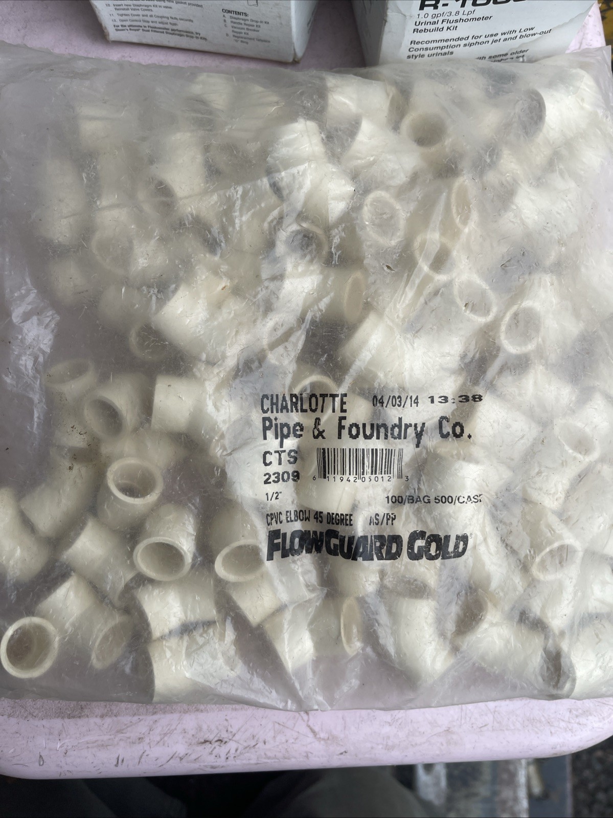 100 Pcs Charlotte 1/2" Elbow 90° Elbow FlowGuard Gold CPVC (CTS 2300) - Z5-A