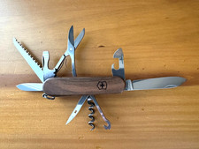 Victorinox Swiss Army Knife Huntsman Wood 91mm w/11 Tools