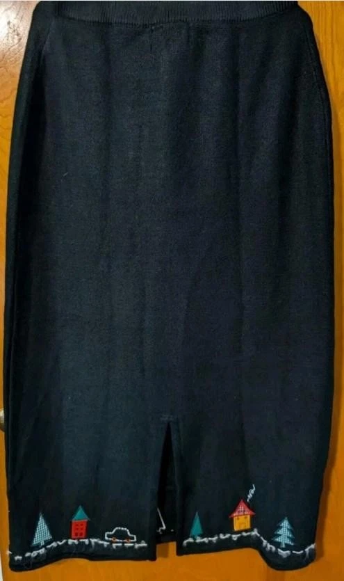 QUACKER FACTORY Black Plus Sz 2X Christmas Holiday Stretchy Maxi Sweater Skirt - Image 3 of 4