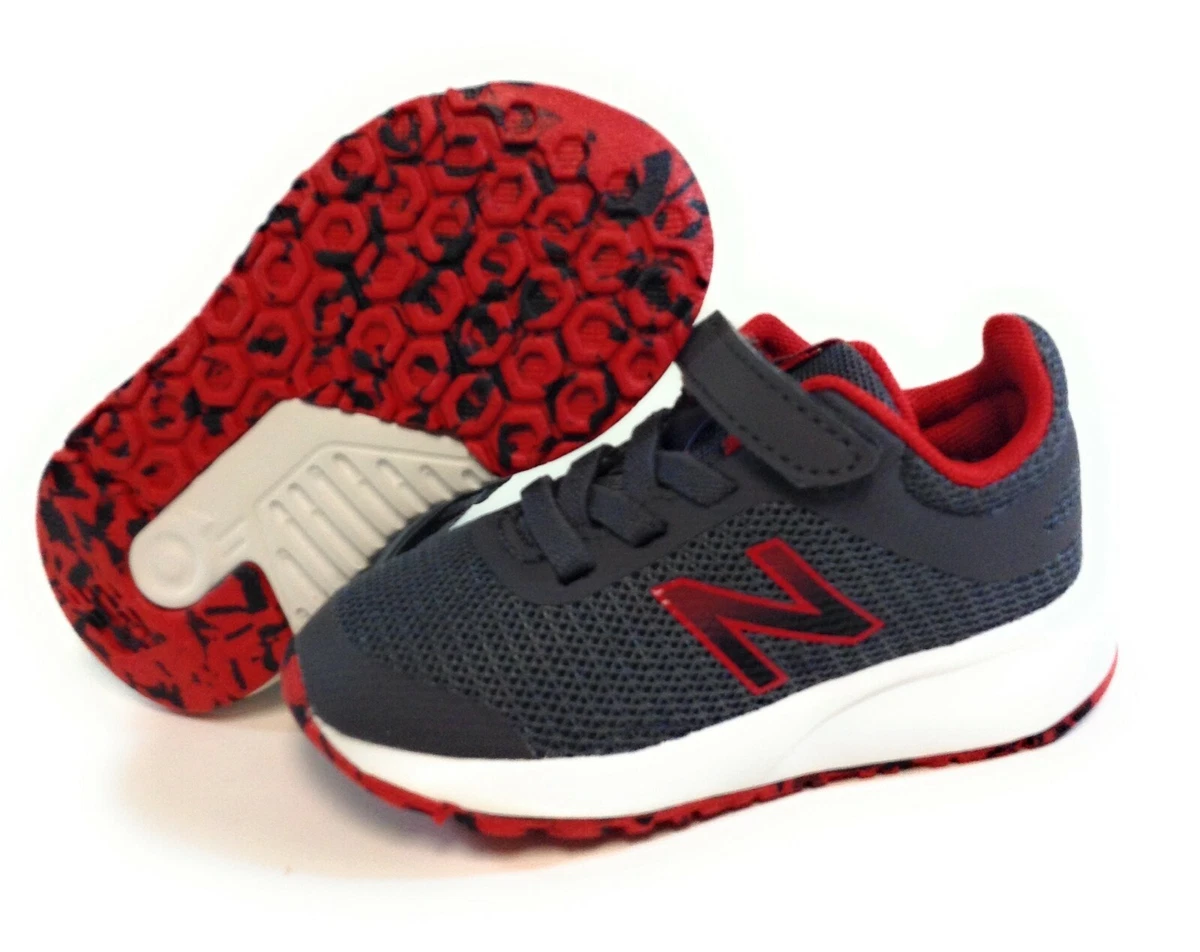 Boys red new balance discount