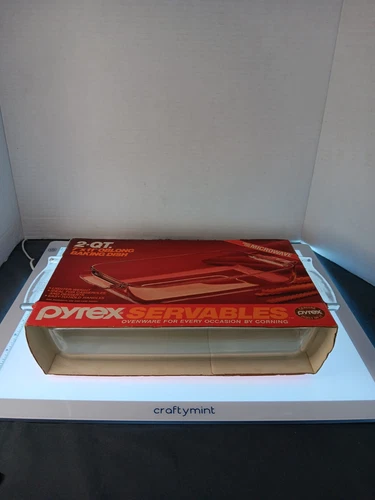 Vintage Pyrex Baking Dish,  2 Quart,  7x11 #236