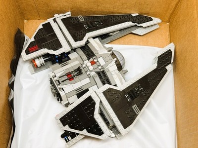 LEGO 9500 Sith Fury-Class Interceptor Ship Only NO MINIFIGURES As-Is with Manual