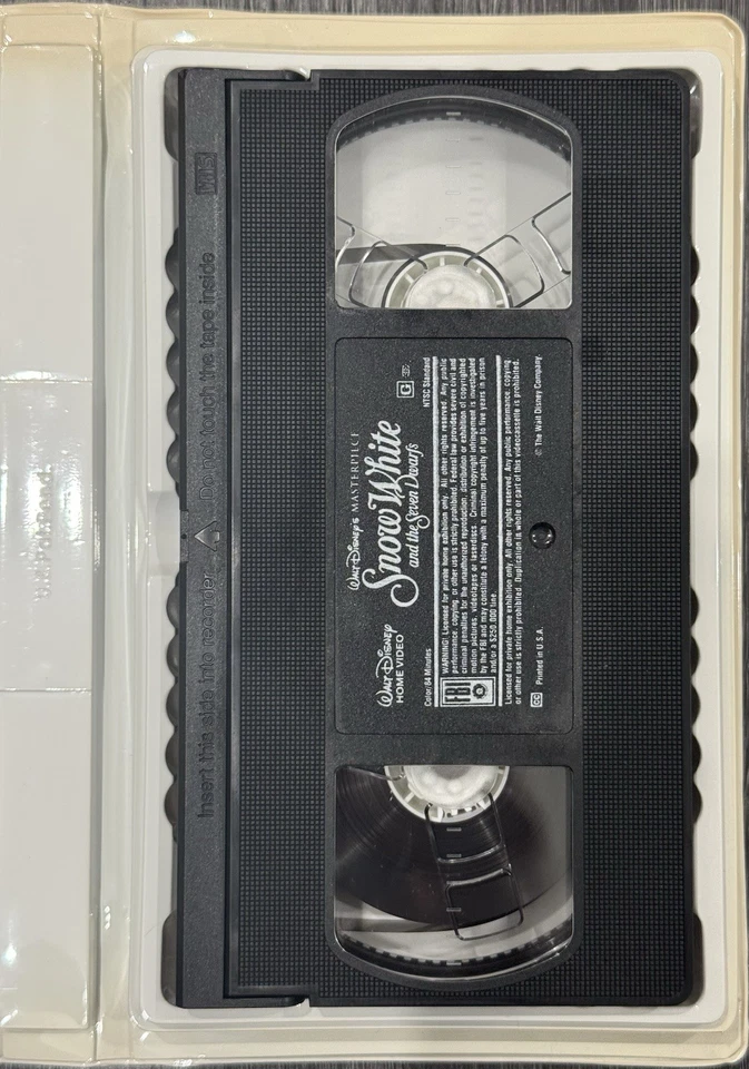 Walt Disney's Snow White/Pinocchio/Pollyanna/Parent Trap/Masterpiece Collection - Image 4 of 4