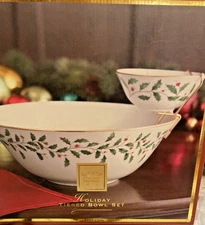 NIB: Lenox Holly and Berry Holiday Tiered Chip & Dip Bowl Set