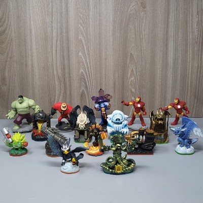Lot of 16 Skylanders Disney Infinity Marvel Lot Hulk Iron Man Mr Incredible
