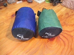 2 Ultra-Sil Pack Covers Medium 50-70L Green & Large 70-95L Blue