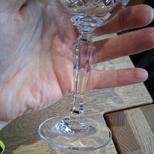 Galway Irish Crystal Set Of 2 Wine Glasses Goblets - Picture 4 of 7