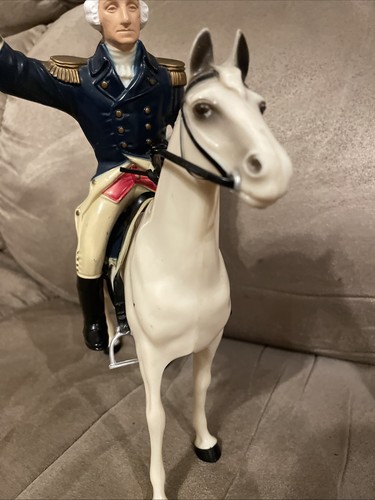 Vintage Hartland Plastics George Washington and Horse Figures Incomplete - Picture 3 of 11