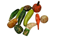 Vintage Wood Vegetables Hand Carved And Painted Folk Cottage Farmhouse Decor "