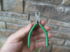 Vintage 4" GT Stamped Pliers Side Cutters Electrical Tool