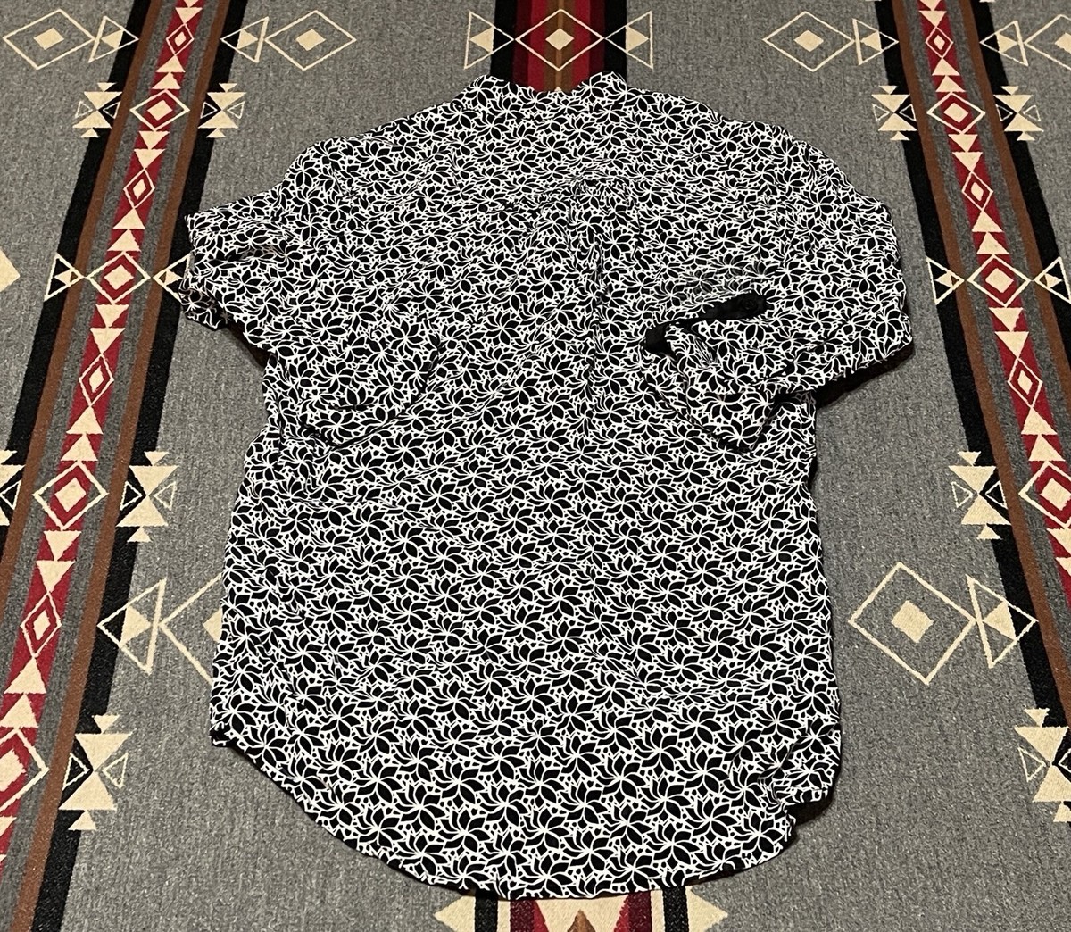 Diane Von Furstenberg DVF Black White Floral Button Shirt