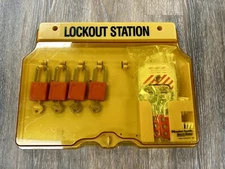 Uline Lockout/Tagout Wall Mount Station - 4-Lock H-3403