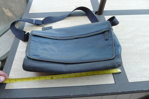 coach navy blue messenger bag