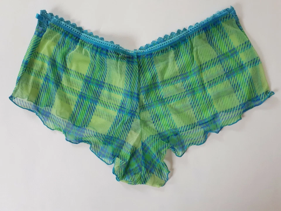 Calcinha de lingerie Shirley of Hollywood tamanhos P M L xadrez verde transparente masculina - Imagem 4 de 4