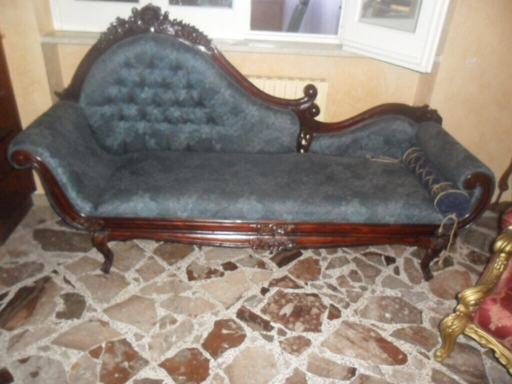 Foto 1 di 2