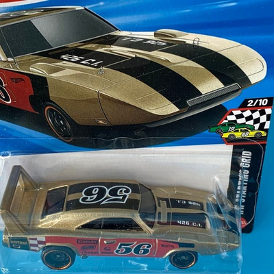 HOT WHEELS 2026 '69 DODGE CHARGER DAYTONA METALFLAKE GOLD 23/250