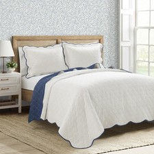 Lush Decor Coastal Chic Scalloped Edge Reversible Cotton Quilt 3 Piece Set, F...