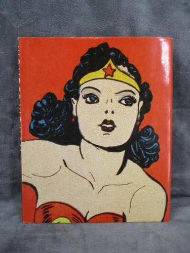Wonder Woman Vintage Comic Book Collection Vol 1 Classic Cover Art First Edition