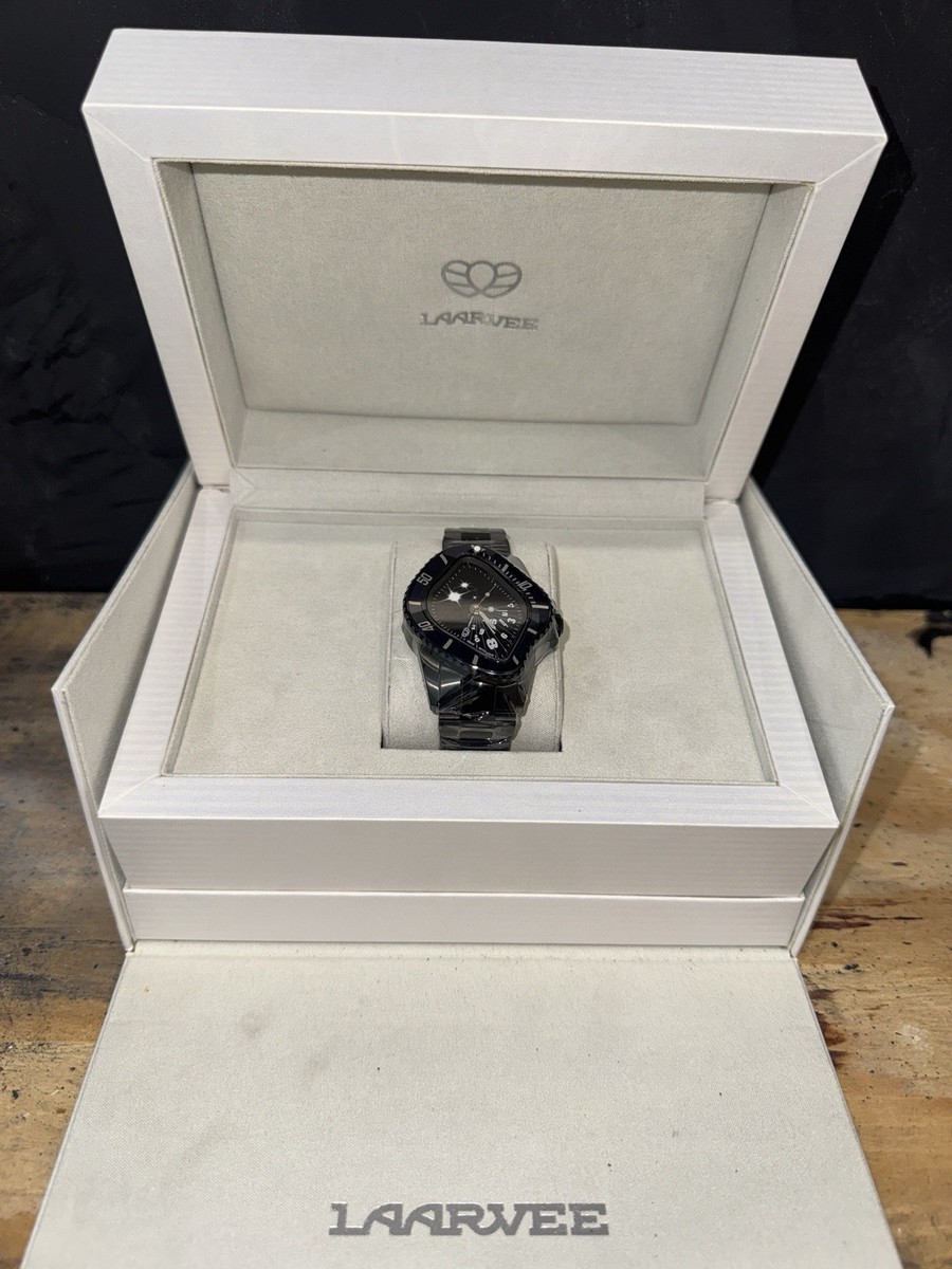 Limited edition LAARVEE melted watch – rare all-black PVD model